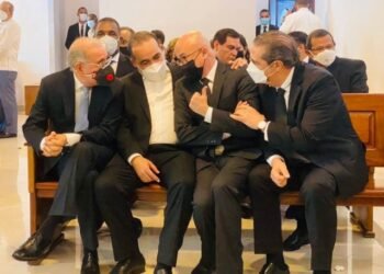 Fallece madre de Robert De la Cruz, exasistente Danilo Medina