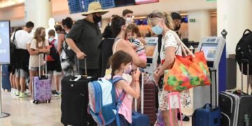 EU disminuye a nivel tres su alerta de viaje hacia RD debido a covid