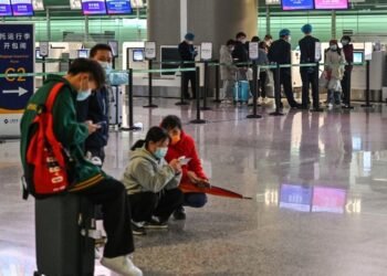 Avión con 132 pasajeros se estrelló al suroeste de China