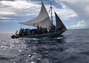 Detienen cerca de 150 haitianos tras desembarcar en los Cayos de Florida