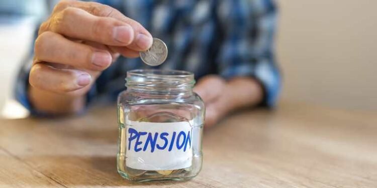 Dice cuentas de ahorros de pensiones reciben reducciones