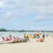Delincuentes asaltan a personas a bordo de un velero en playa de Boca Chica