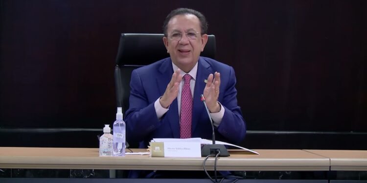 Gobernador BC admite podrían variar previsiones crecimiento