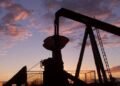 El petróleo de Texas cierra al alza y el barril se ubica en US$123.70