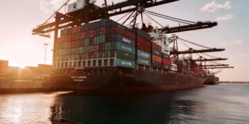 Eliminar aranceles a productos básicos: una disyuntiva que enfrenta a sectores