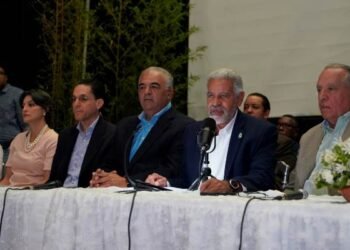 La Fuerza del Pueblo pide arancel cero a insumos para la producción