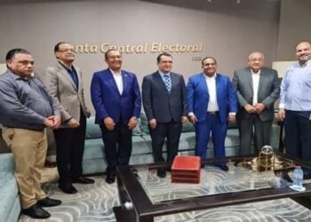 Marte busca JCE reconozca su partido Primero la Gente