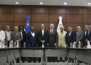 Aumentarán un 24 % al salario mínimo de los trabajadores de la construcción