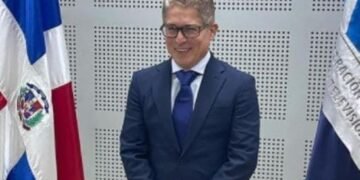 Iván Ruiz seguirá con «El show del mediodía» por Color Visión tras pasar a dirigir CERTV