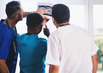 Evidencian déficit de médicos en los hospitales municipales del segundo nivel de atención