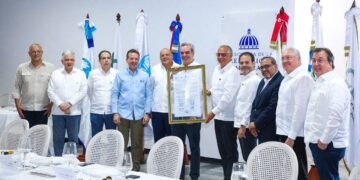 SANTIAGO: Reconocen Abinader por reactivación industrias Cibao