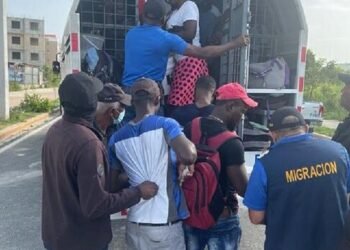 Acusan a RD incumplir acuerdos de repatriación de haitianos