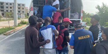 Acusan a RD incumplir acuerdos de repatriación de haitianos