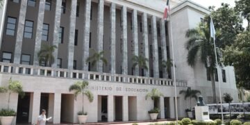 Educación pagará colegio a 100 mil estudiantes quedaron fuera