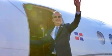 Presidente Abinader sale a Washington para reunirse con la vicepresidenta Kamala Harris y con Nancy Pelosi