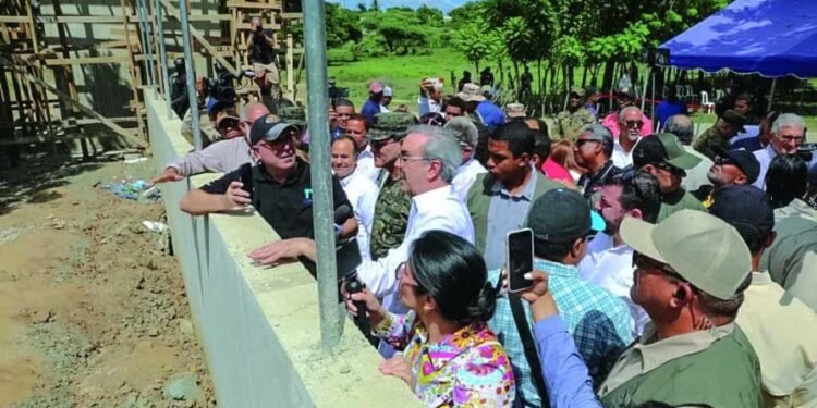 Presidente anuncia plan de reforzamiento en la frontera con Haití