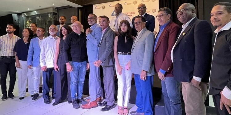 Artistas e intelectuales forman movimiento a favor de Abinader