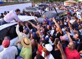 Abel Martínez encabezará una marcha este sábado en Santiago
