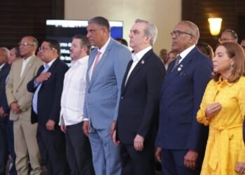 Presidente proclama la ética y la honestidad son «innegociables»