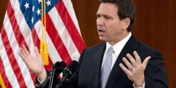 Florida: Firman una reforma ley migratoria ante fin del Título 42