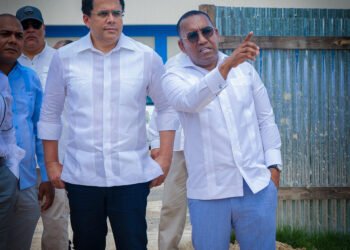 DA y Turismo supervisan helipuerto en hospital de Monte Plata; obra se encuentra 80% de ejecución