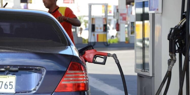 El precio de la gasolina en RD ha sido más alto que en Centroamérica