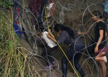 Estados Unidos advierte deportará dominicanos que busquen «la vuelta por México»