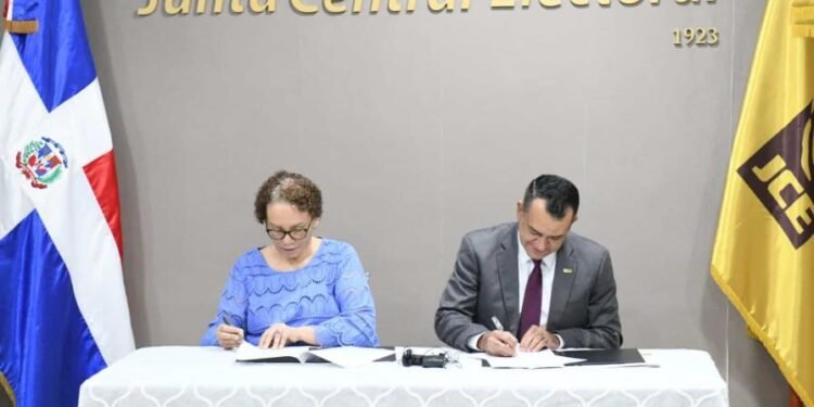 JCE y MP firman acuerdo para que los presos voten en elecciones de 2024