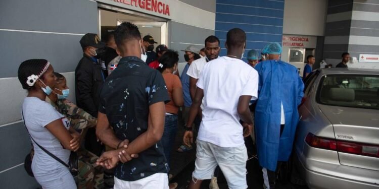 Viceministro asegura entre el 26 y 30 % de los gastos en Salud del país es en pacientes extranjeros