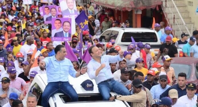“Con el gobierno PRM todo está caro y nada funciona”, dice Abel