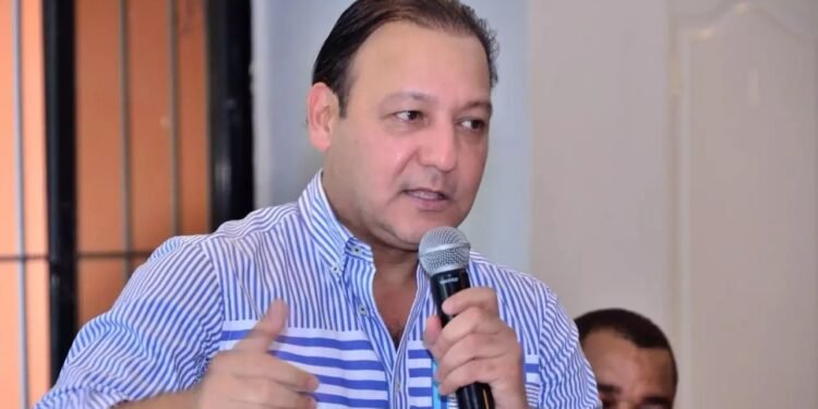 Abel Martinez dice democracia se ha estrechado en actual gobierno