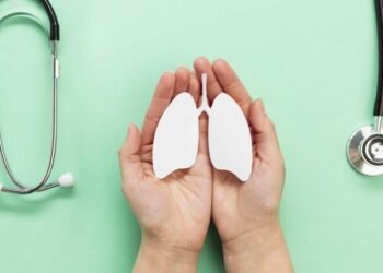 Tuberculosis, enfermedad difícil de erradicar ligada a condiciones de pobreza