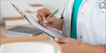Seguro médico: la queja constante por la baja cobertura