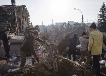 Tres muertos y 11 heridos deja ataque Ucrania contra Donetsk
