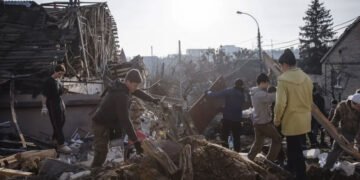 Tres muertos y 11 heridos deja ataque Ucrania contra Donetsk