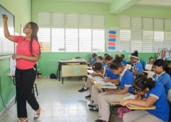 Banco Mundial orienta a países sobre cómo invertir recursos para educación