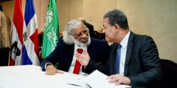 La Fuerza del Pueblo de Leonel firma pacto con el Movimiento Rebelde de Juan Hubieres