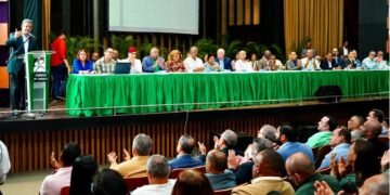 Pese a prohibición, la FP anuncia gran mitin en Plaza de la Bandera