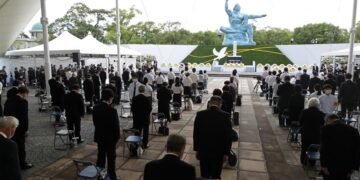 Conmemoran 76 aniversario del bombardeo nuclear a Nagasaki