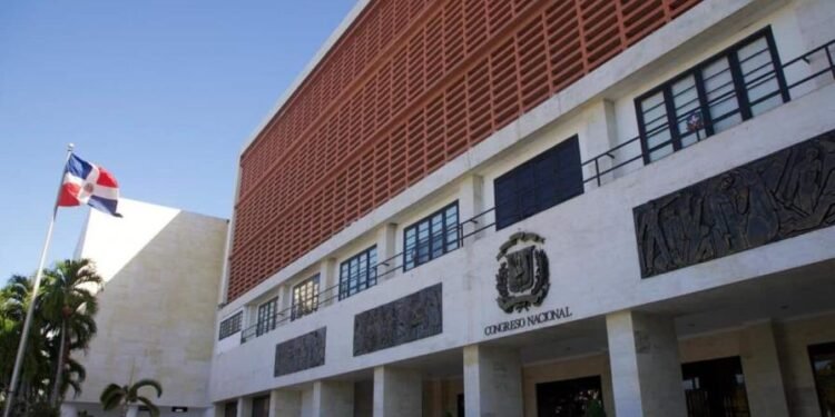 Diputados frenan aprobación del presupuesto complementario que incluye siete nuevos préstamos