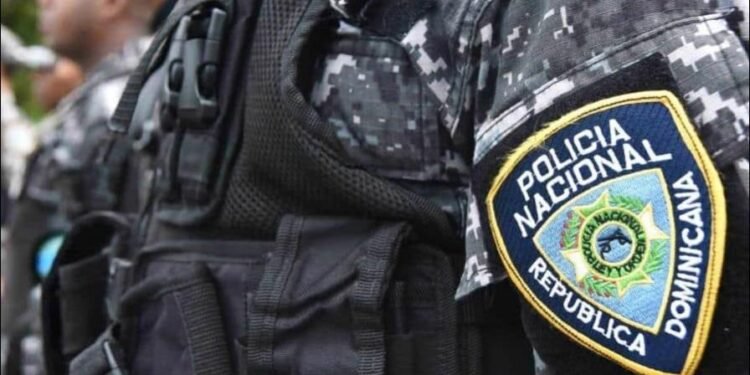 Autoridades desmantelan banda criminal integrada por policías, militares y civiles