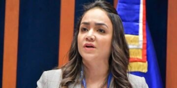 Políticos reaccionan tras anuncio de Faride de no repetir en la senaduría del DN por el PRM