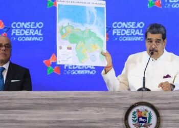 Maduro lanza un plan de acción sobre la zona disputada con Guyana sin anunciar incursión