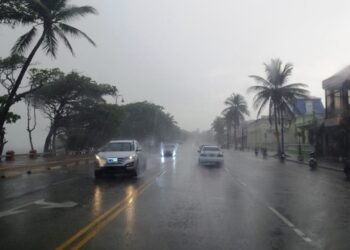 Lluvias provocan crecida de ríos, arroyos y cañadas en comunidades de Puerto Plata