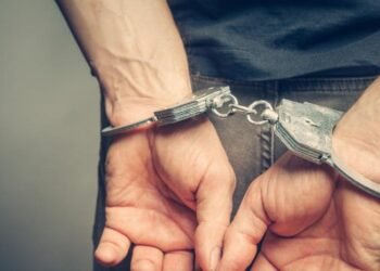 Policía captura hombre buscado por la muerte de otras dos personas en Villa Mella