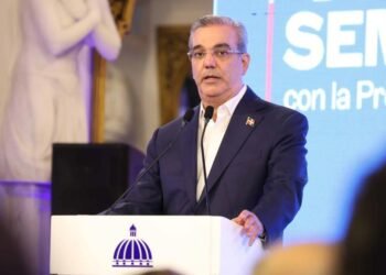 Abinader afirma: «No hay ningún temor con el tema de las divisas»