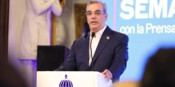 Abinader afirma: «No hay ningún temor con el tema de las divisas»