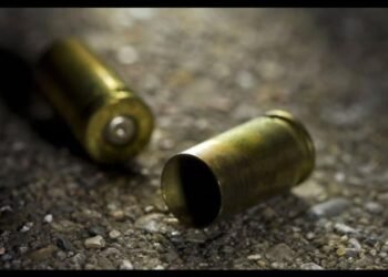 Policía acribilla a un joven durante supuesto intercambio de disparos en Villa Riva