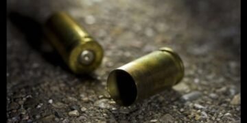 Policía acribilla a un joven durante supuesto intercambio de disparos en Villa Riva