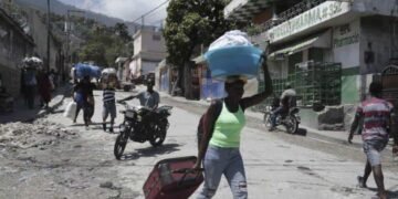 Sólo un tercio de los haitianos tiene acceso a electricidad, según informe Human Rights Watch
